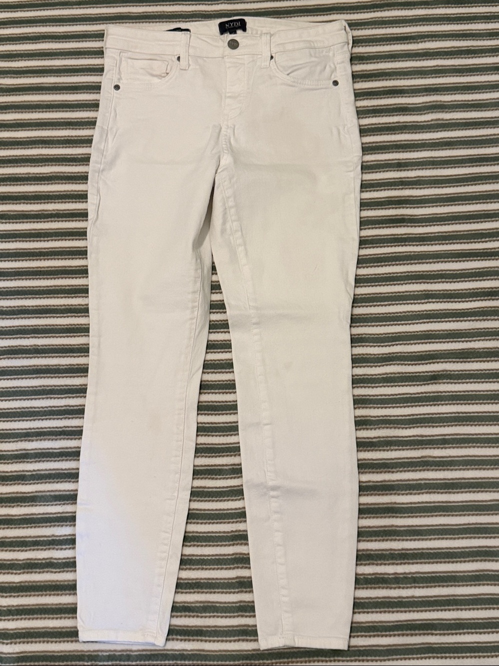 NYDJ Women’s Ami Skinny Jeans with LIFTXTUCK technology size 4P